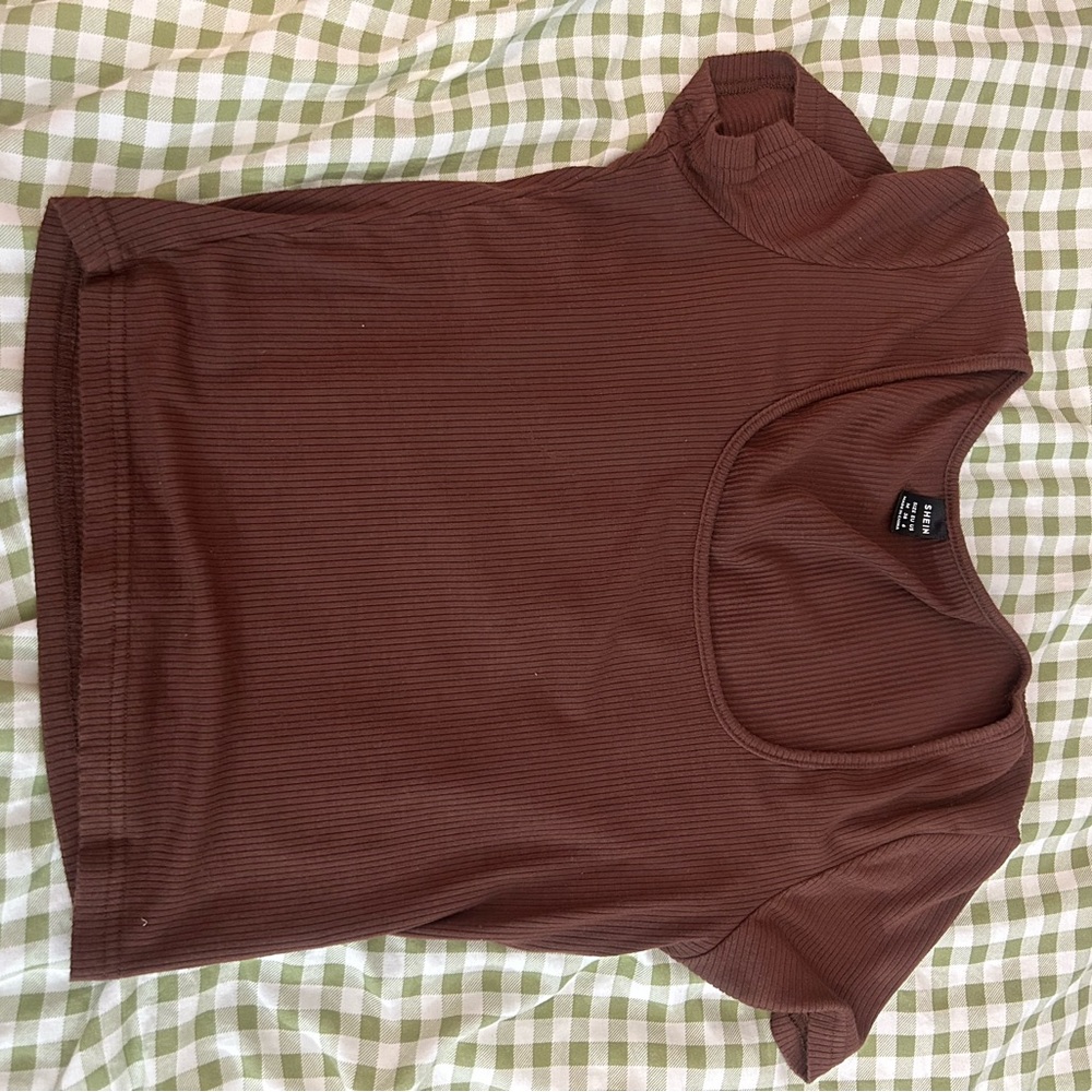 H&M Rich Brown Short Sleeve Tee